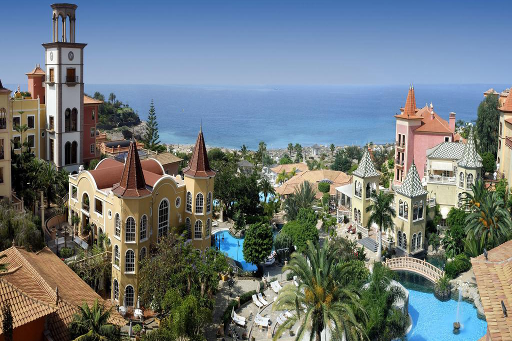 Gran Hotel Bahia Del Duque Resort