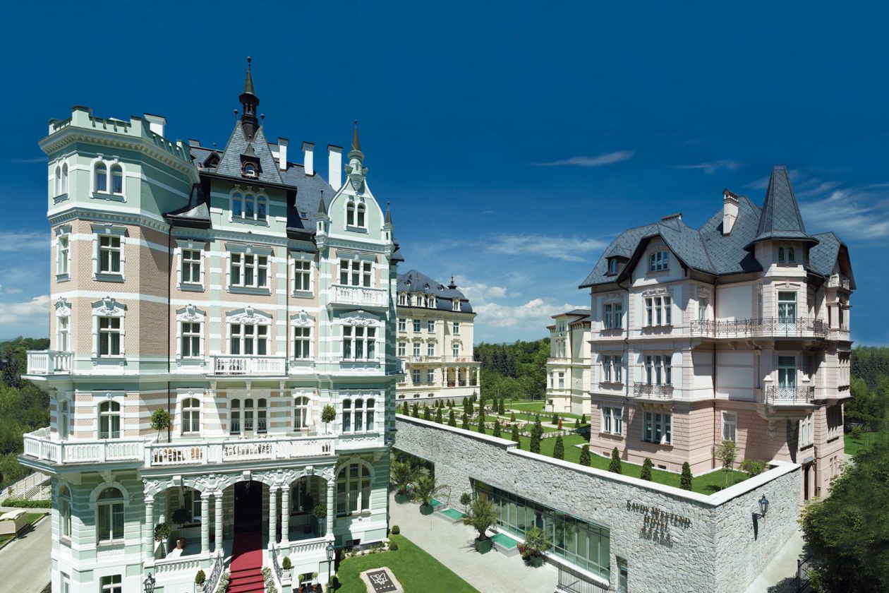 Savoy Westend Hotel